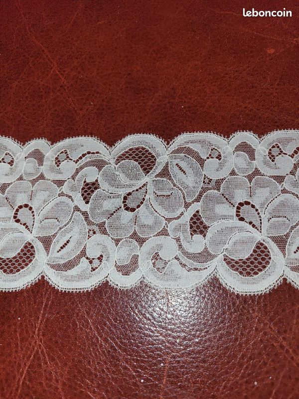 Dentelle de Calais (image 1)