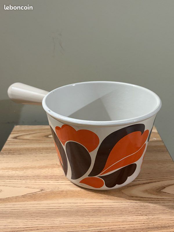 Poêlon Le Creuset Motif Tulipe - Fonte émaillée Avec Couvercle - Occasion