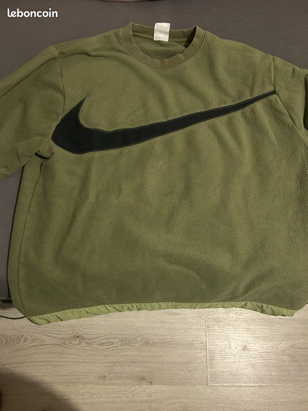 Pull Nike (image 1)