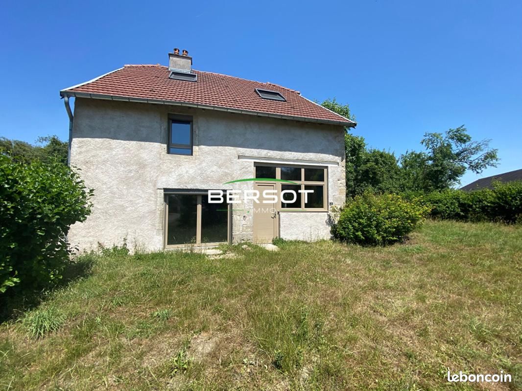 Maison 7 pièces 187 m² · à Faverney · 187 m² · 159 900 €