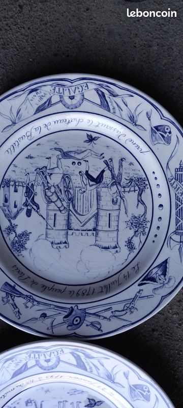 Assiettes décoratives histoire de France (image 8)