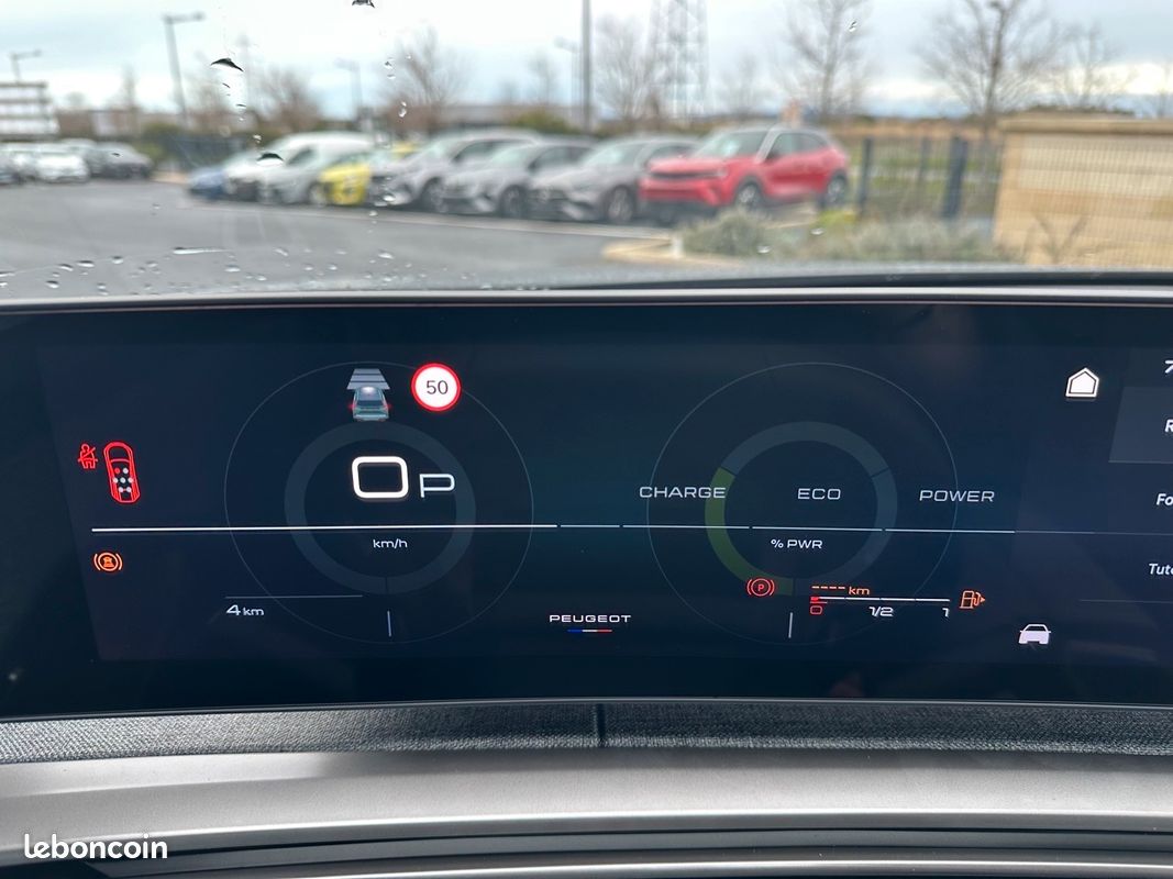 Peugeot 5008 HYBRID 145CH GT E-DCS6 (image 19)