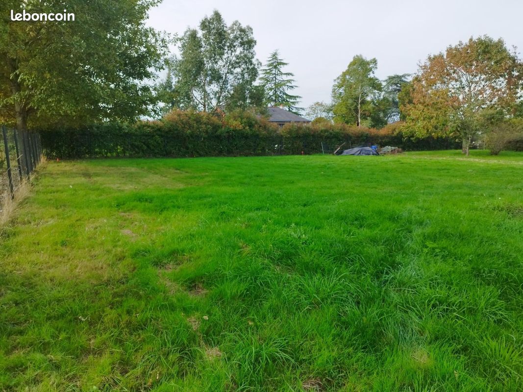 Terrain à bâtir de 639 m² à SAINT-LAMBERT-LA-POTHERIE (49) · 153 400 €