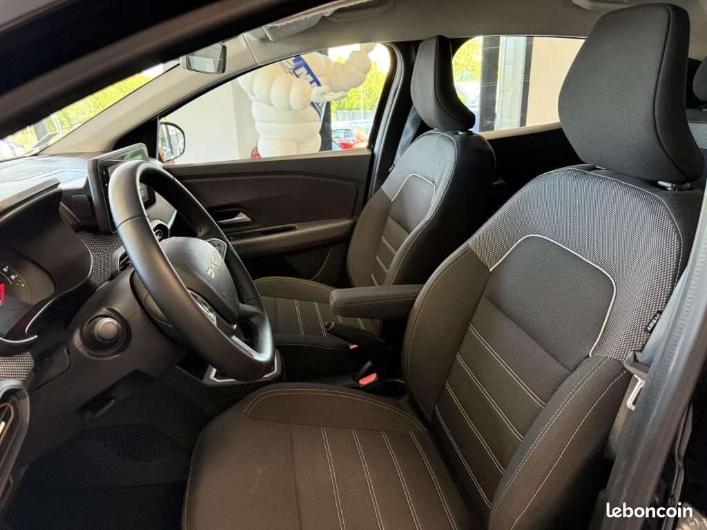 DACIA SANDERO STEPWAY 1.0 TCe 90 Expression + PACK CITY PHASE 2 (image 12)