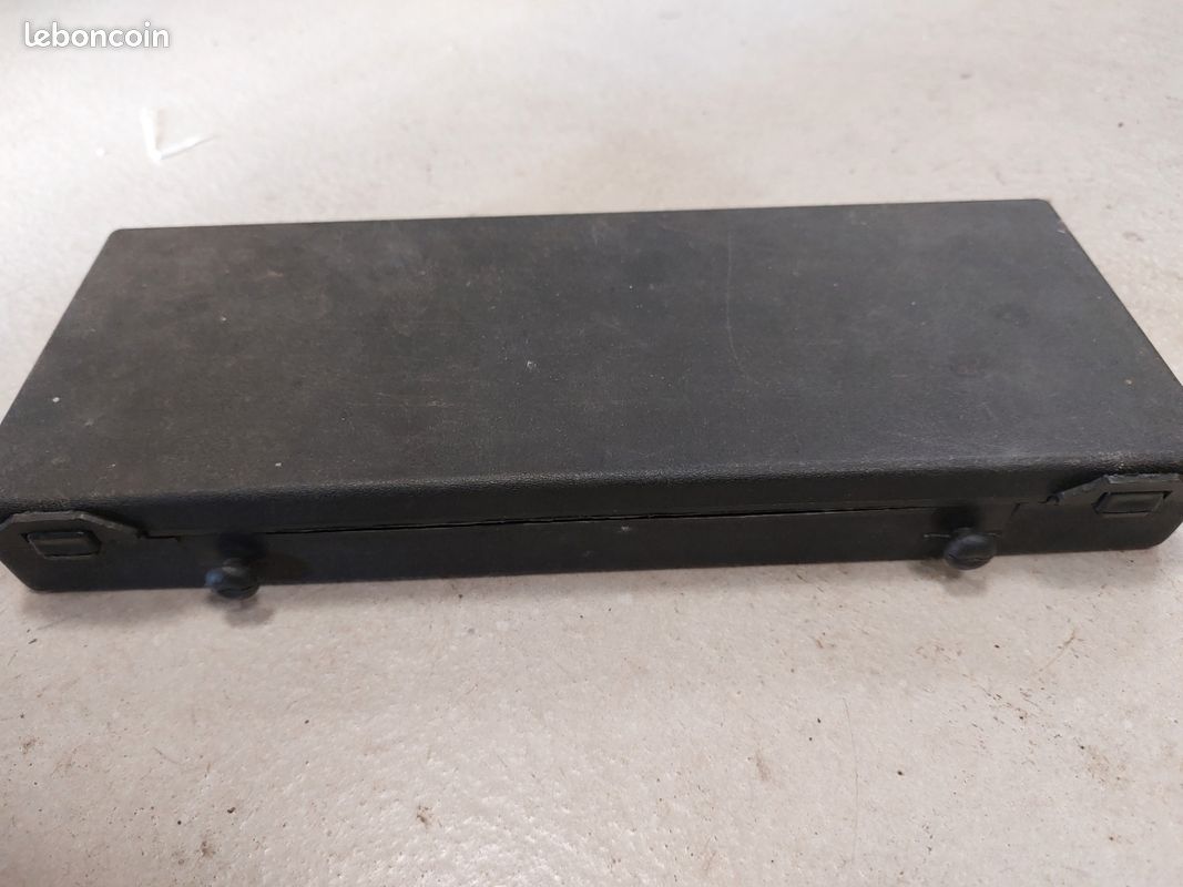 Coffret a rivet (image 4)
