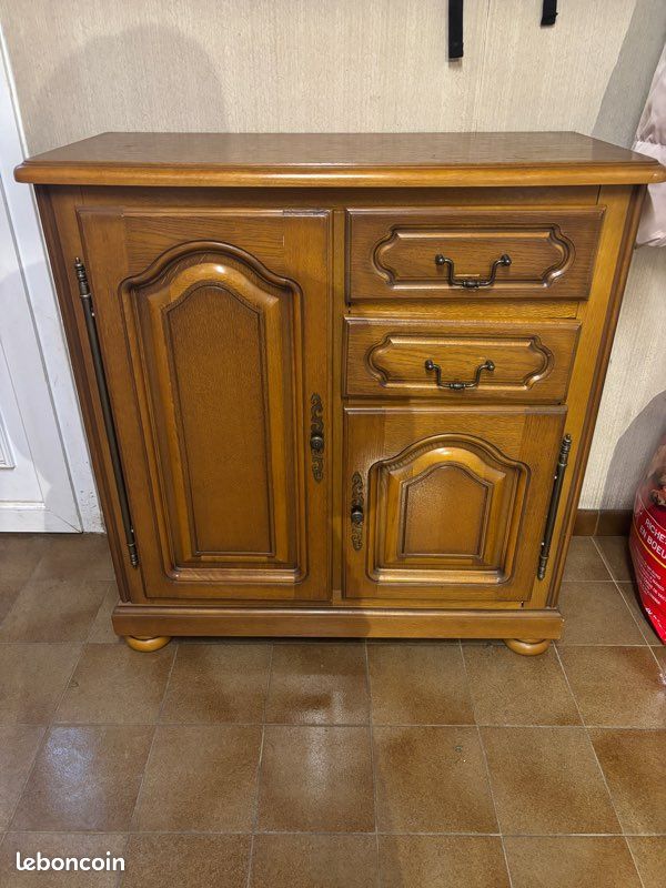 Meuble de rangement en bois (image 1)