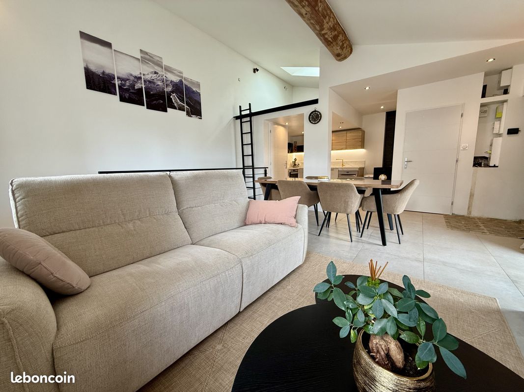 Maison 3 pièces 90 m² · à Saint-Just-Malmont · 90 m² · 219 000 €