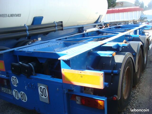Vanhool 20 PIEDS ADR 3 ESSIEUX 38 T (image 3)