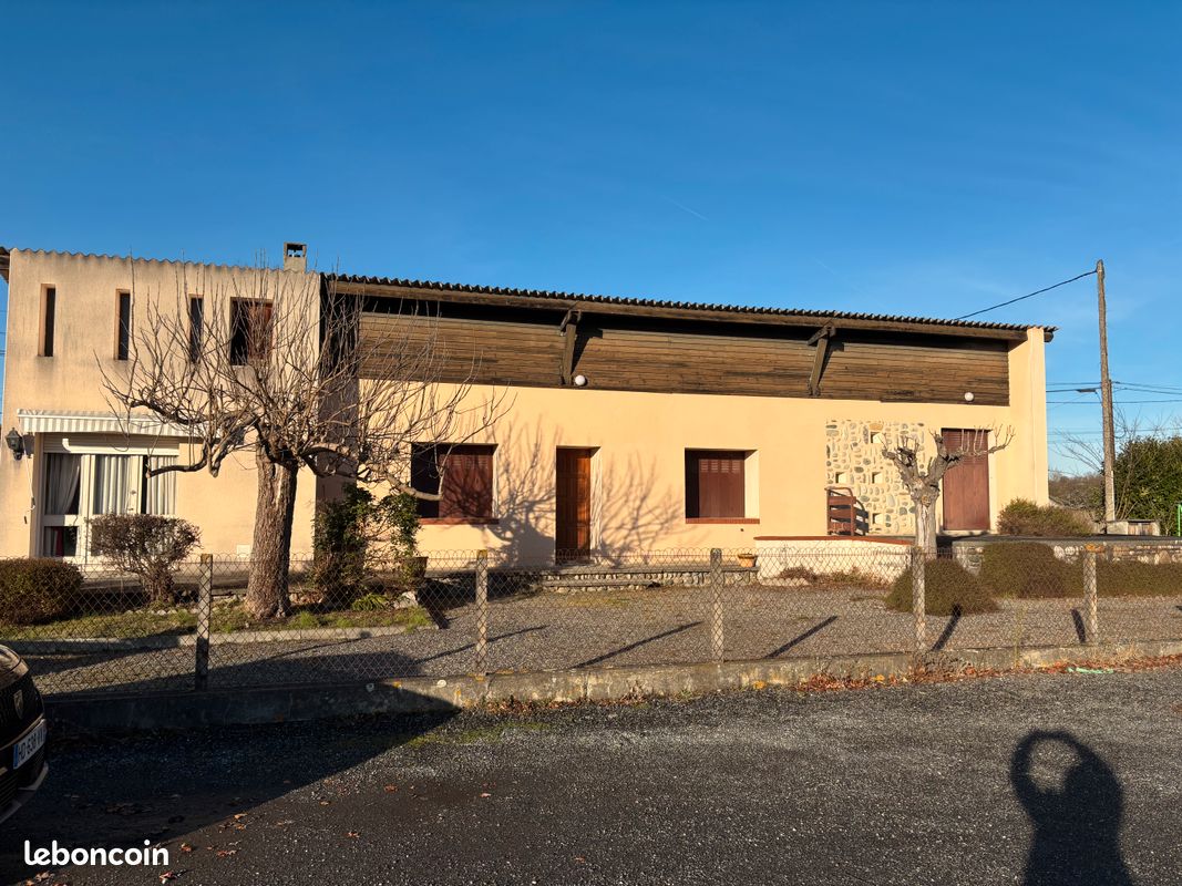 Maison 6 pièces 105 m² · à Labarthe-Inard · 105 m² · 90 000 €