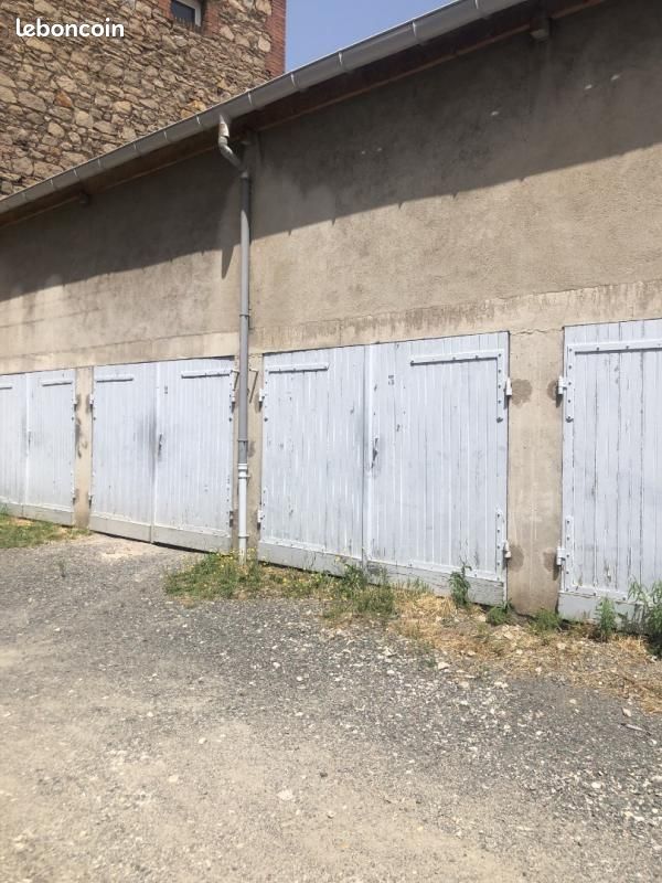 Garage/box Firminy · 60 €/mois