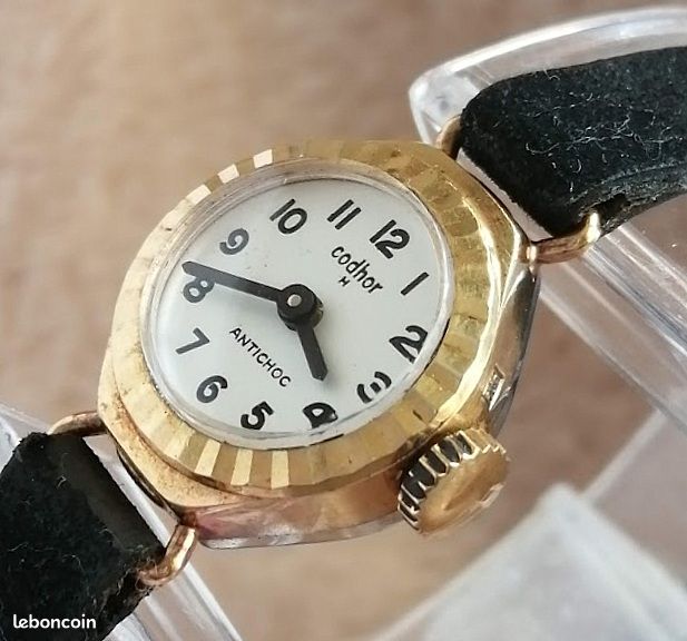 Montre Mécanique Ancienne Codhor – Cadran Argenté Avec Chiffres Arabes, Bracelet Cuir Marron