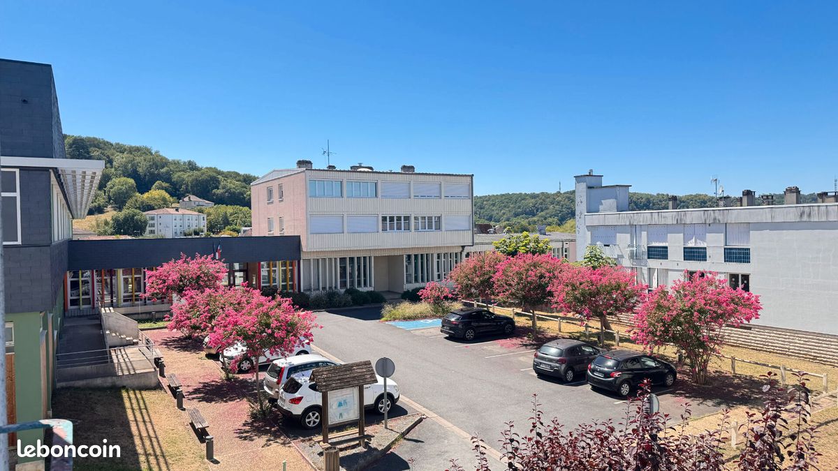 Appartement 3 pièces 55 m² · à Sanilhac · 55 m² · 80 000 €