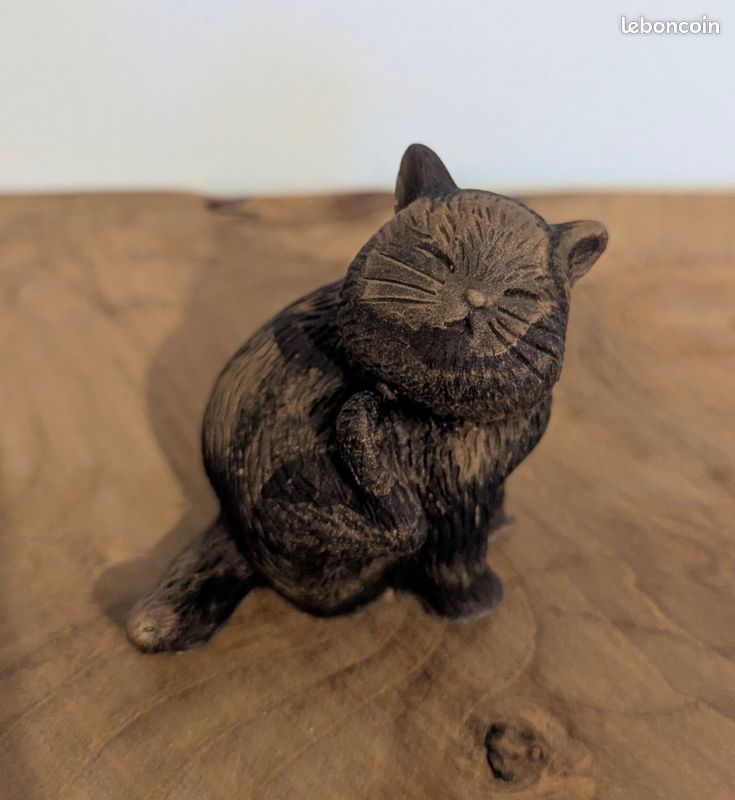 Statuette Chat En Résine Peinte à La Main - Décoration Animale, Collection, Cadeau Unique 16x8.9x17.8 Cm