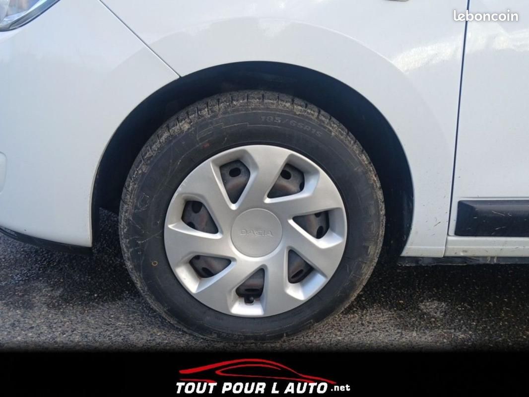 Dacia Lodgy Blue dCi 95 7 places Essentiel (image 26)