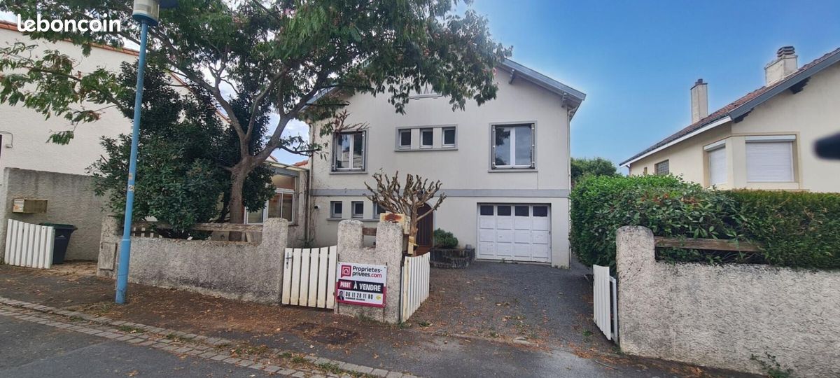 Maison 8 pièces 174 m² · à Gorges · 174 m² · 236 500 €