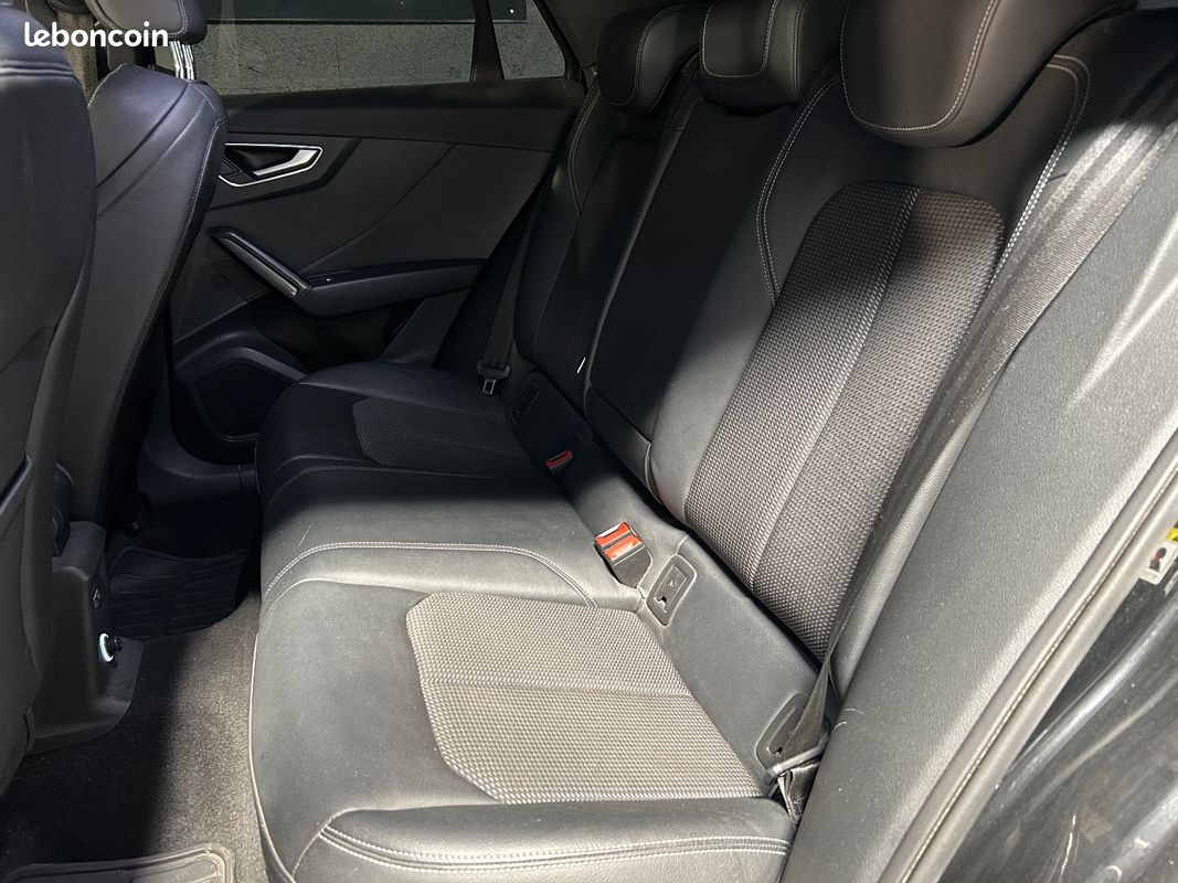 AUDI Q2 Q2 1.4 TFSI COD 150 ch S tronic 7 S Line - ENTRETIENT À JOUR ET COMPLET - VIRTUAL COCKPIT - INTERIE (image 18)