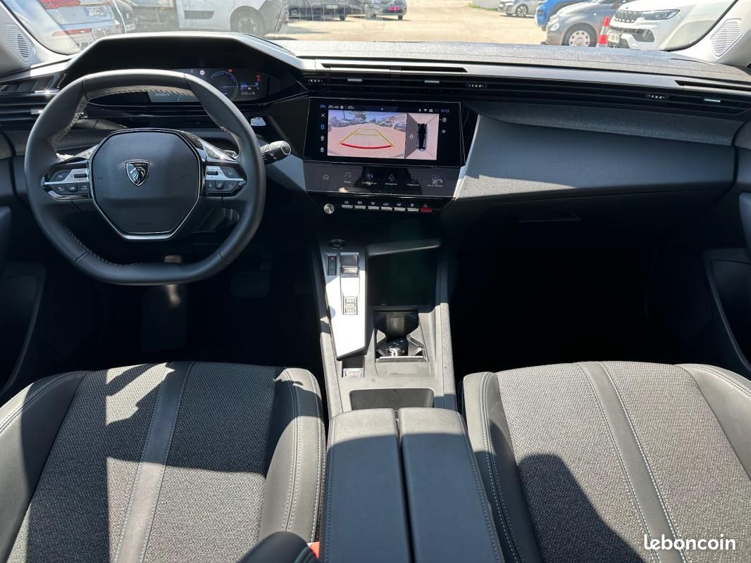 Peugeot 308 SW Hybrid 145 e-DCS6 Allure (image 13)