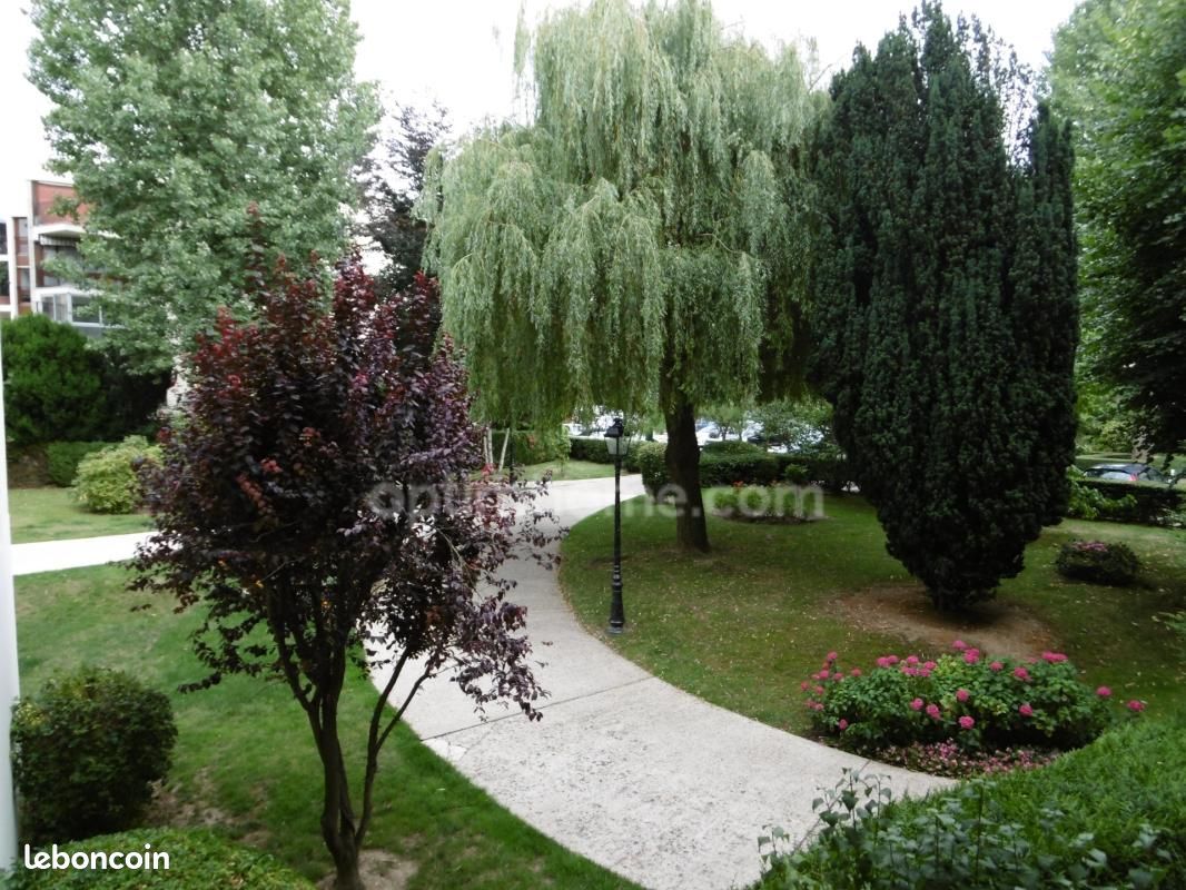 Appartement 2 pièces 56 m² · au Chesnay-Rocquencourt · 56 m² · 270 000 €