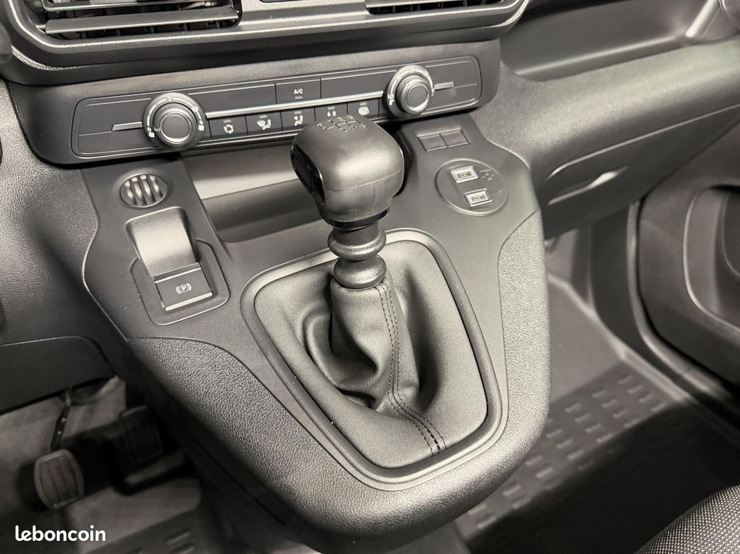 PEUGEOT PARTNER M 650KG 1.5 BlueHDi 130 Pack Premium Connect (image 21)