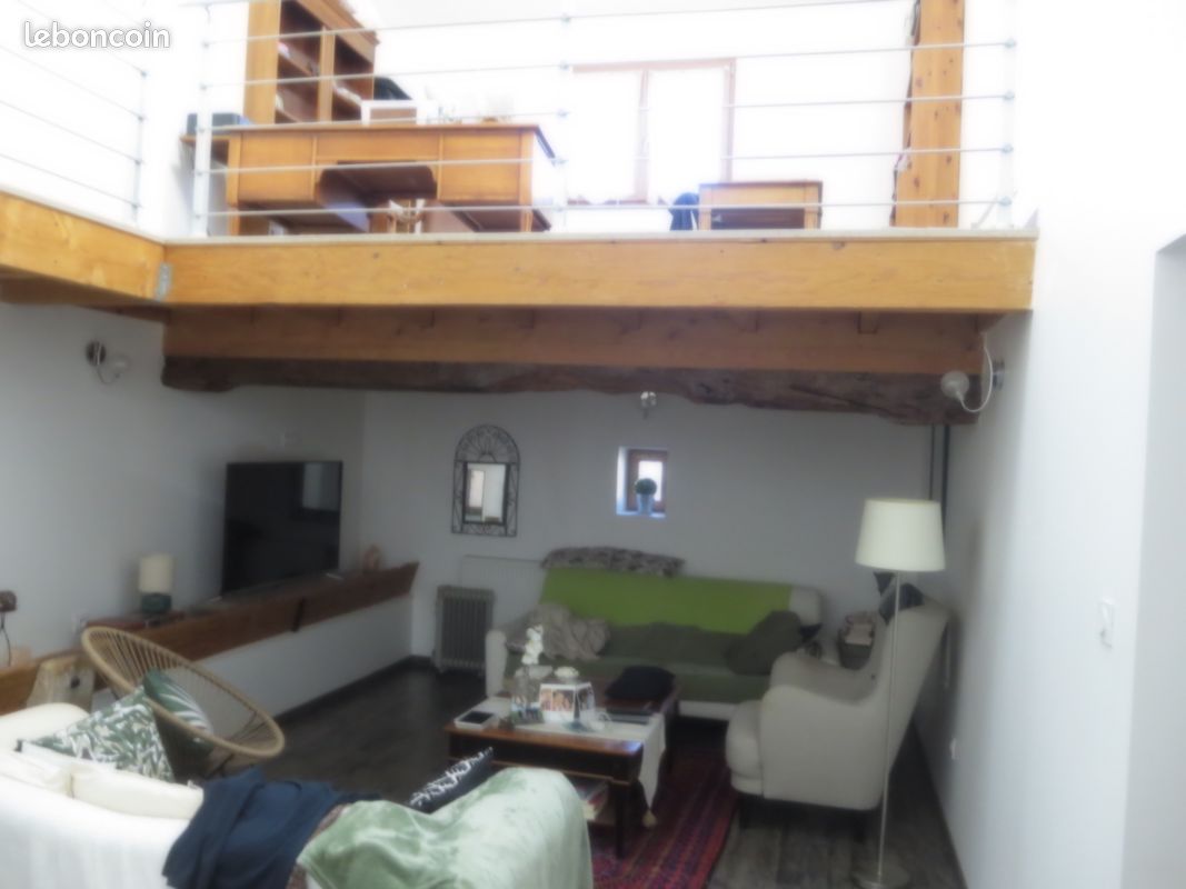 Maison 6 pièces 149 m² · à Saint-Georges-de-Reneins · 149 m² · 350 000 €