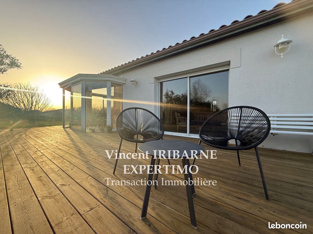 Maison 6 pièces 146 m² · à Fontcouverte · 146 m² · 365 000 €