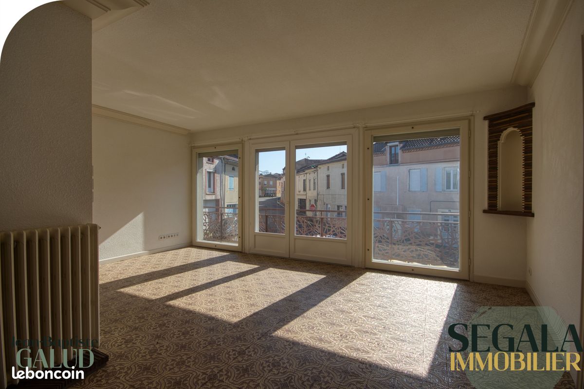 Appartement 5 pièces 92 m² · à Carmaux · 92 m² · 720 €/mois