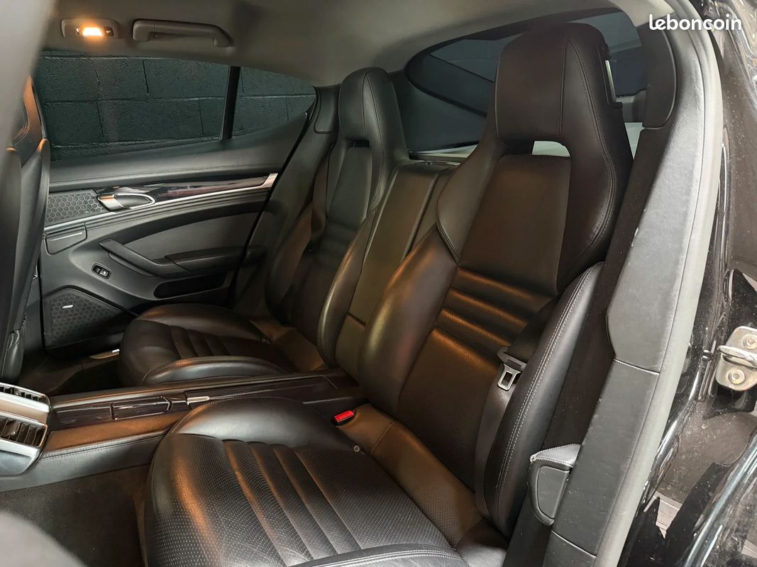 Porsche PANAMERA Diesel V6 - Caméra de recul / Sièges chauffants (image 15)