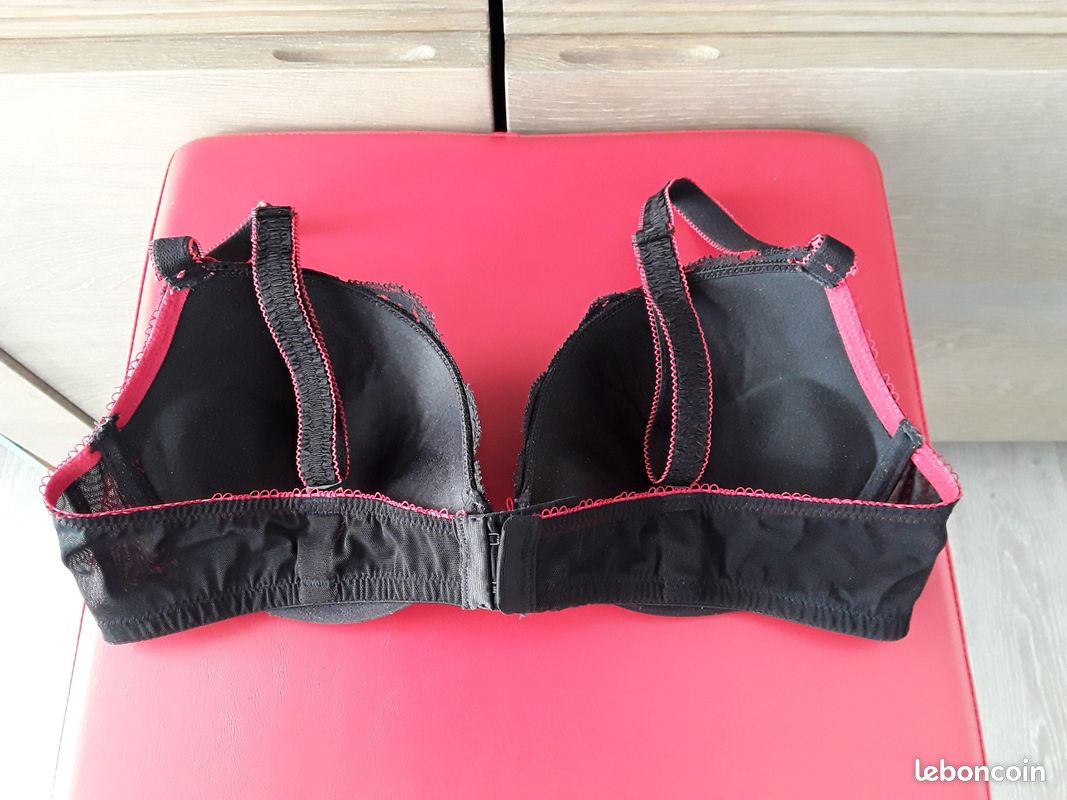 Soutien gorge push up marque Triumph taille 95C (image 2)