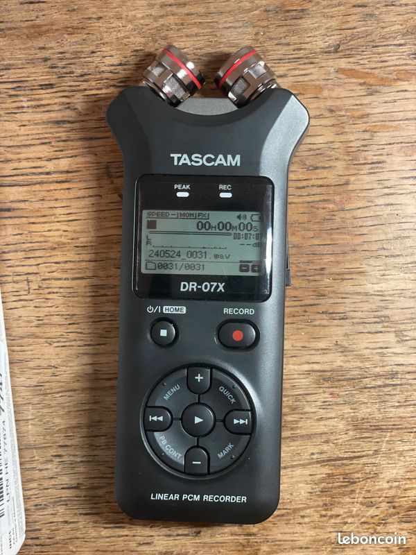 Tascam DR-07X Grabadora de Audio Portátil