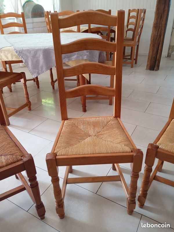 Chaises (image 1)