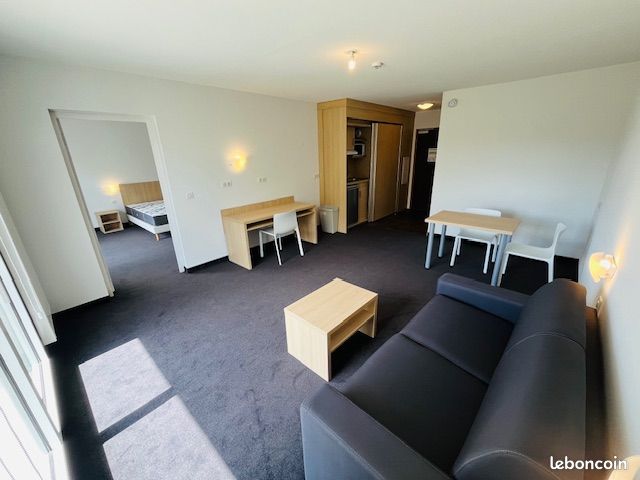 Appartement 2 pièces 50 m² · à Larmor-Plage · 50 m² · 700 €/mois