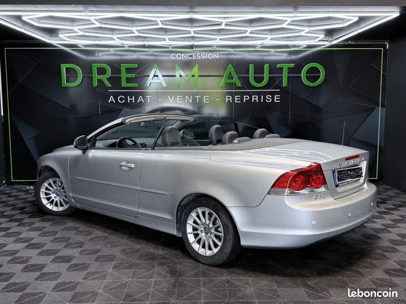 Volvo C70 CC 2.0 D 136CH KINETIC (image 2)