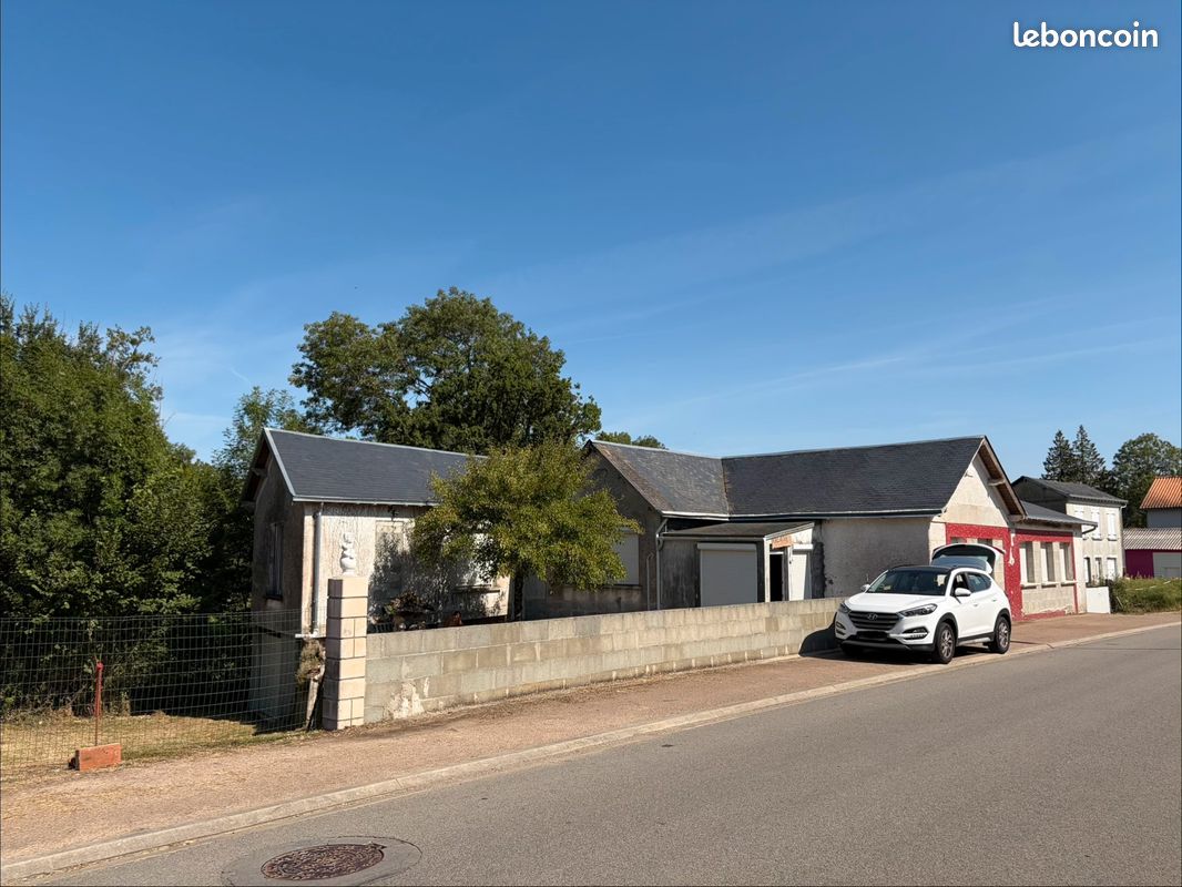 Maison 6 pièces 177 m² · à Courlay · 177 m² · 190 000 €