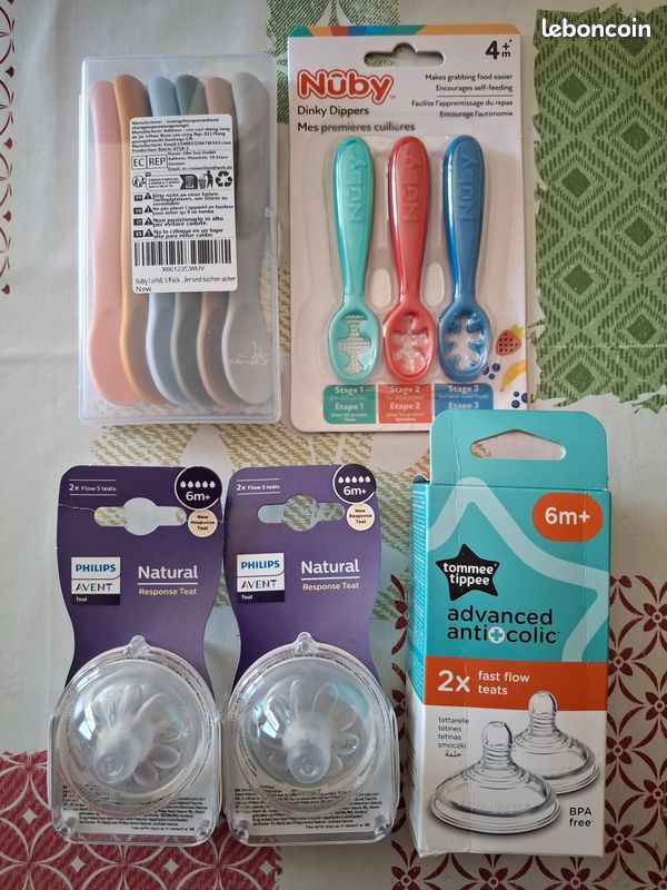 Tétines Anti-Colique Tommee Tippee Lot De 2 - Imitation Sein Naturel - Débit Rapide 6mois+ - Silicone Sans BPA