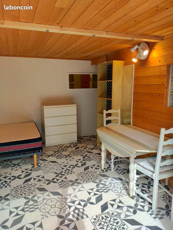 Appartement 1 pièce 21 m² · à Nîmes · 21 m² · 480 €