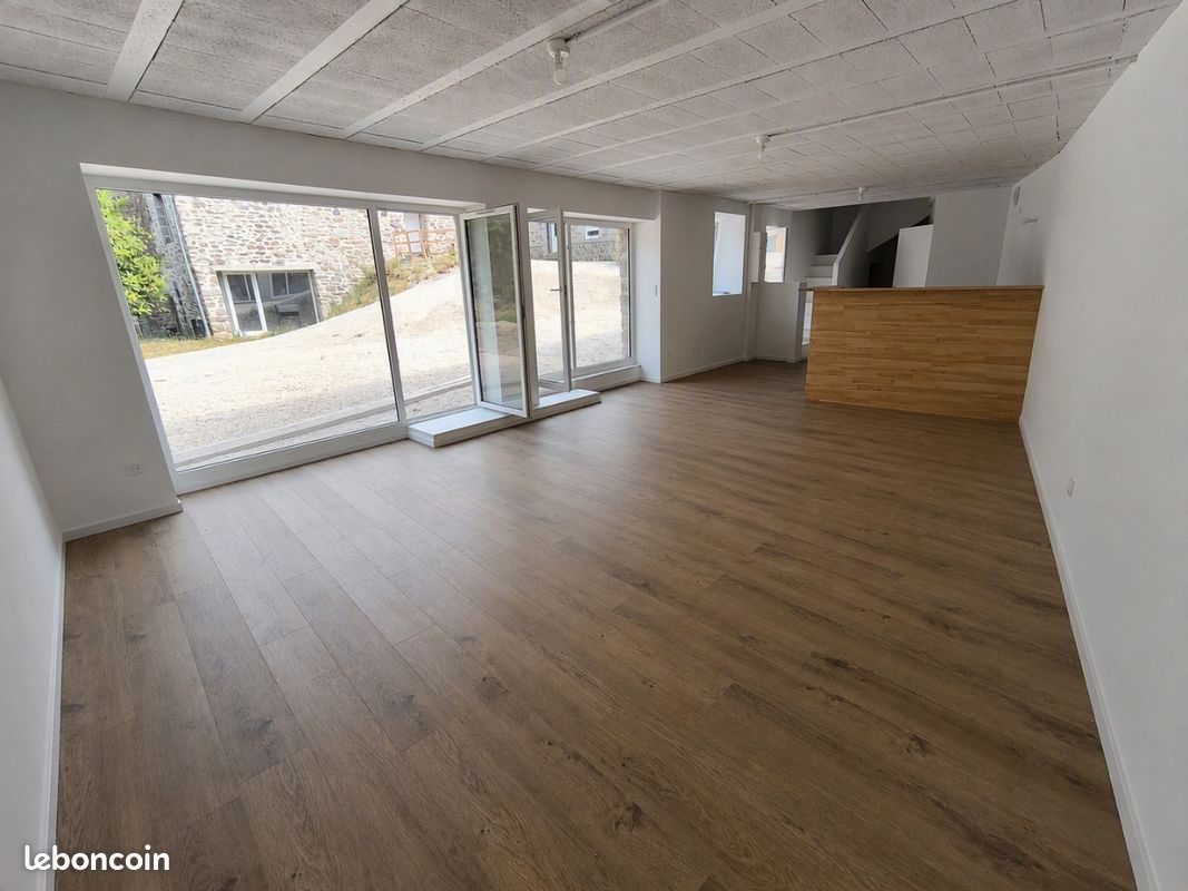 Maison 4 pièces 80 m² · à Moncontour · 80 m² · 800 €/mois