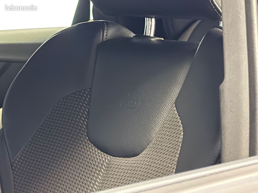 AUDI Q2 30 TFSI 1.0 116CH S-LINe (image 10)