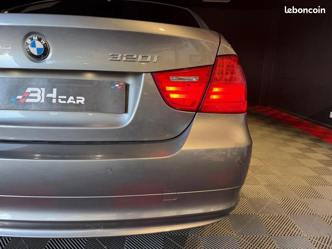 Bmw Serie 3 2.0 320 I 170 EDITION (image 25)