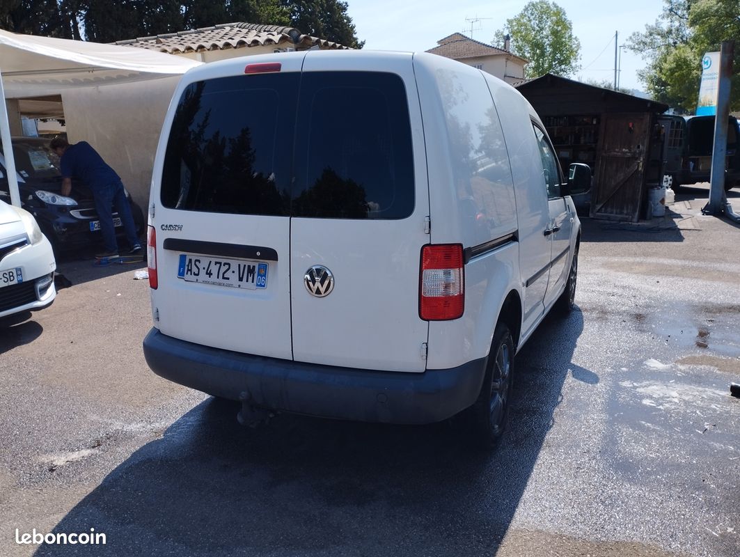 Volkswagen CADDY VAN 1.9 TDI 105CH CONFORT CLIM (image 7)