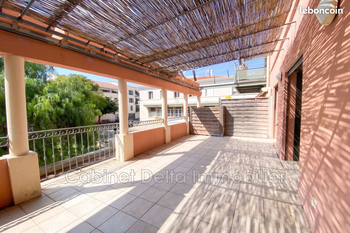 Appartement 3 pièces 74 m² · à Sanary-sur-Mer · 74 m² · 1 400 €/mois