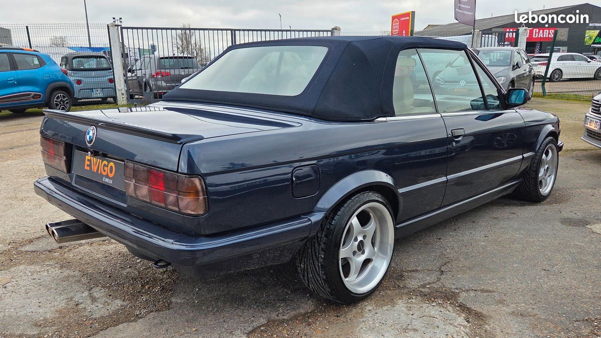 BMW SÉRIE 3 CABRIOLET 325I 171CH - INTÉRIEUR CUIR - JANTES BORDET - ÉCHAPPEMENT BOSe (image 6)