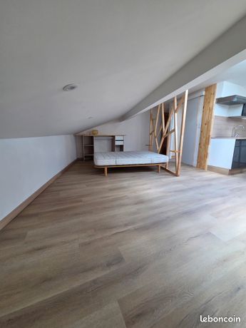 Studio entièrement rénové