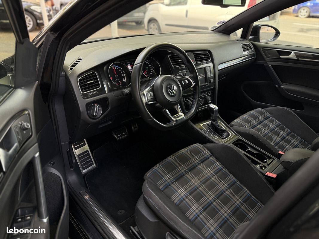 Volkswagen GOLF VII 1.4 TSI 204CH GTE DSG6 5P (image 10)