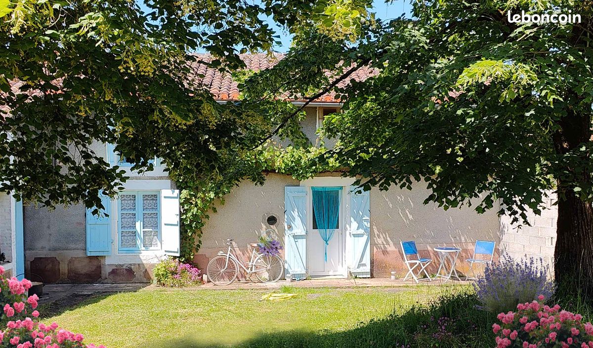 Maison 4 pièces 100 m² · à Saint-Claud · 100 m² · 88 000 €