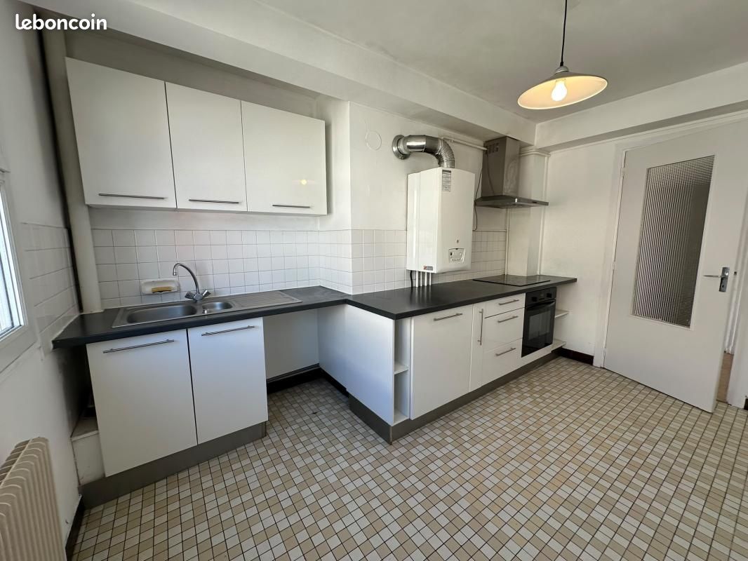 Appartement 3 pièces 74 m² · à Clermont-Ferrand · 74 m² · 755 €/mois