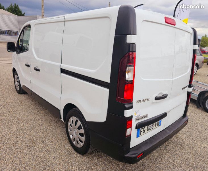 Renault TRAFIC III FG L1H1 1000 1.6 DCI 120CH GRAND CONFORT EURO6 (image 7)