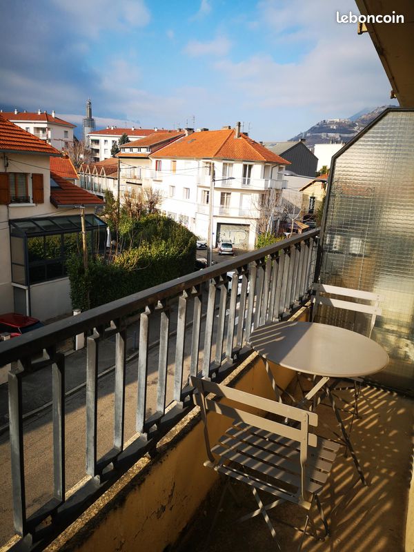 Appartement 3 pièces 60 m² · à Grenoble · 60 m² · 890 €/mois