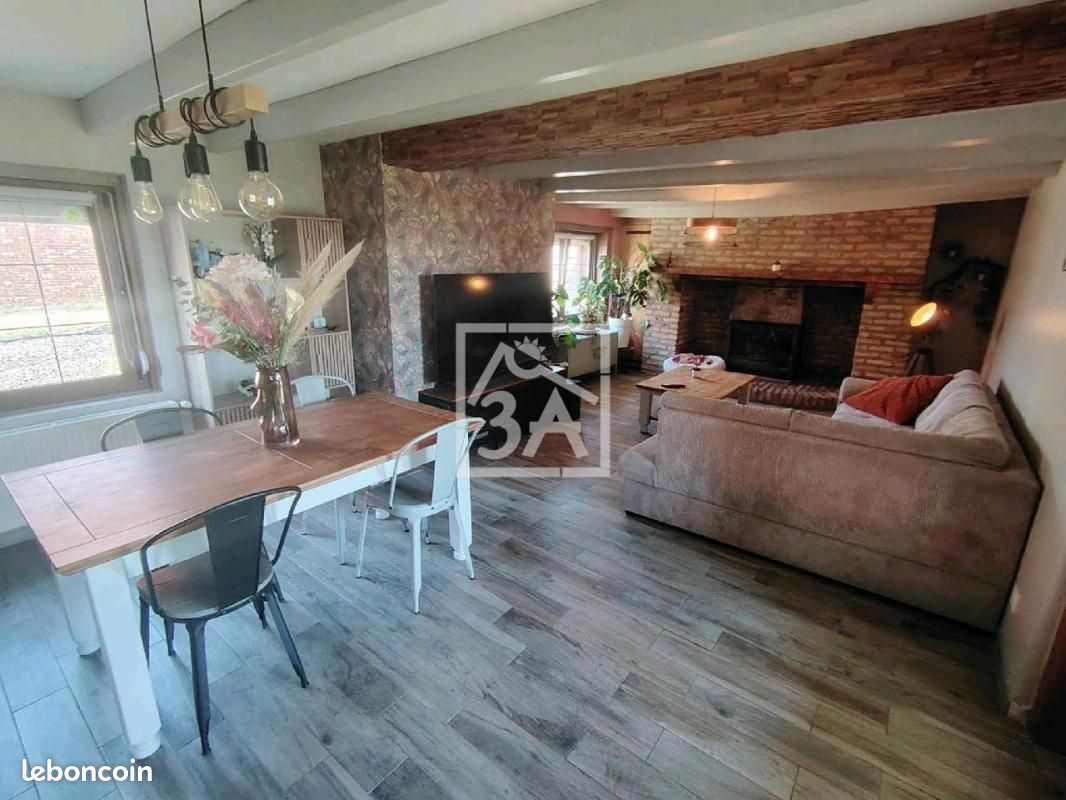 Maison 6 pièces 136 m² · à Watten · 136 m² · 259 000 €
