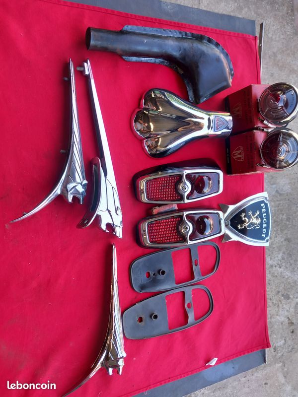 Pièces 203/403 Peugeot volant /cimier d'ailes (image 3)