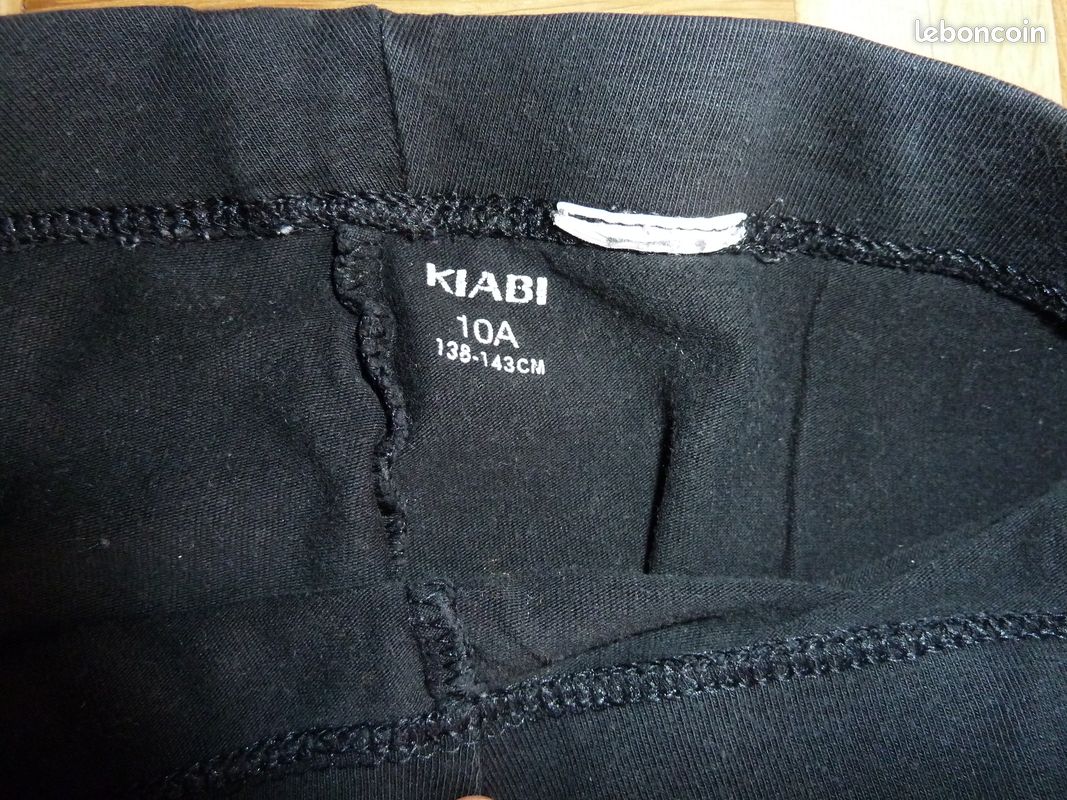 Je vends legging noir KIABI fille 10 ans en très bon état (image 3)